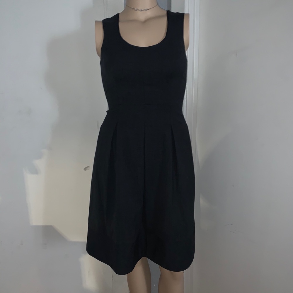 Cute dress with stretch